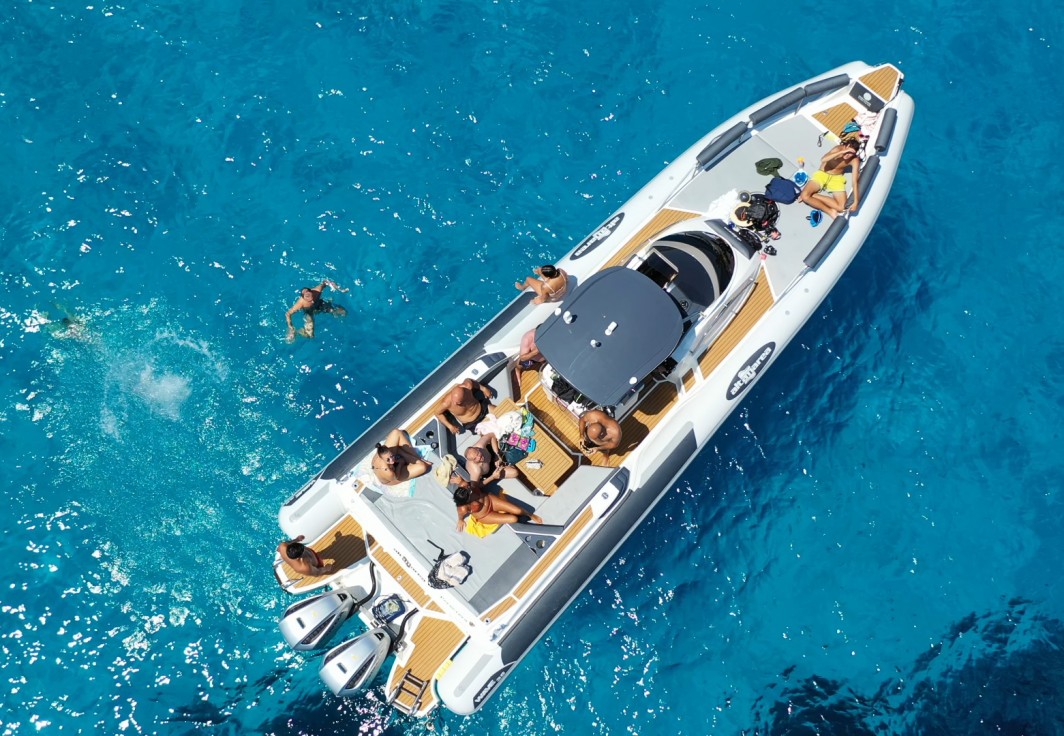 gommone1470