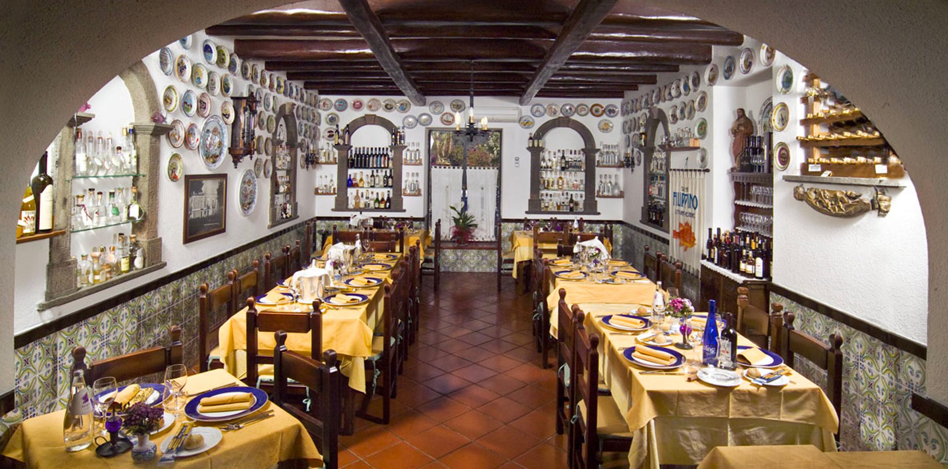 ristorante-da-filippino-lipari-eolie-1 ristorante-da-filippino-lipari-eolie-1